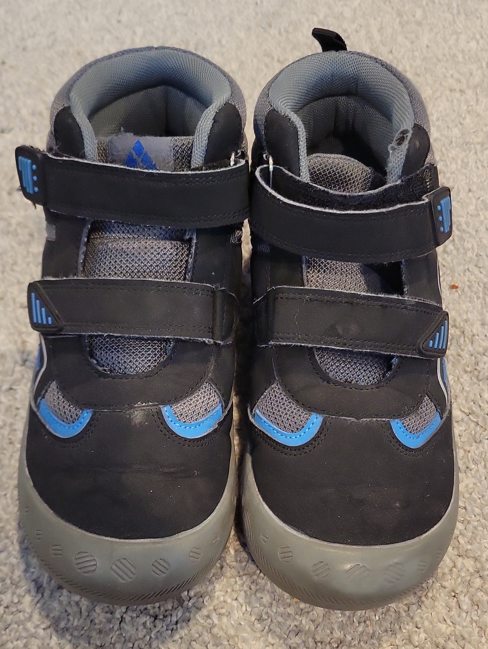 Mishansha Black and Blue Kids Hook-and-Loop Sneakers